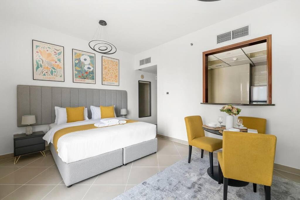 Stonetree - New Furnished In Jlt Dubai